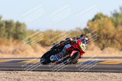 media/Dec-07-2024-CVMA (Sat) [[21c5f1ef85]]/Race 11-Amateur Supersport Open/